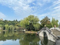 -绍兴东湖风景区