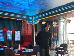 -屋有岛沉浸游戏旗舰店(中山公园店)