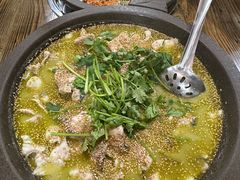 -灶知轩湘西石锅鱼(万佳广场店)