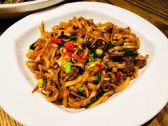 -爱碗亭·鲜炒湖南菜(壹城中心店)