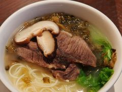 -深圳国际会展中心希尔顿酒店(前海华发冰雪世界店)