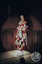点击看大图 -持熹光年写真体验馆