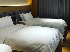 -全季酒店(成都牛王庙地铁站店)
