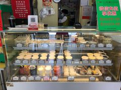 面包甜点陈列柜-三元梅园(永定路店)