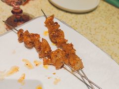 -小董哥烤串·爆汁大油边(故宫店)
