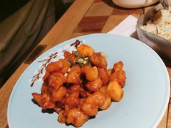 -蜜桃餐厅·伴山(绿宝广场店)