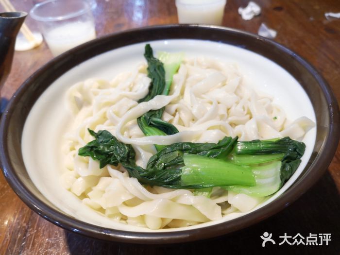 侯七公叫花鸡·猪蹄·手擀面图片
