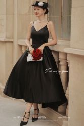 -现代经典婚纱摄影