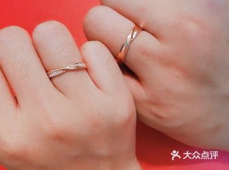 一眼误终身的对戒，在店里看到这个对戒的时候
