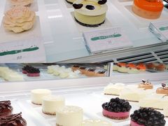 -潮一不贰·法式甜品·生日蛋糕·西式简餐(外滩店)