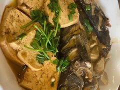 杂拌鱼焖豆腐-明海妈妈菜(大连外国语学院店)