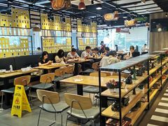 面包甜点陈列柜-72街红烧排骨饭(海珠丽影广场店)