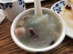 -溢心园香河肉饼总店