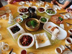 -重元寺香积厨素斋馆