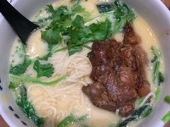 草本汤猪软骨面-和府捞面(东直门银座店)