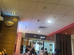 -麦当劳(汉口火车站候车室店)