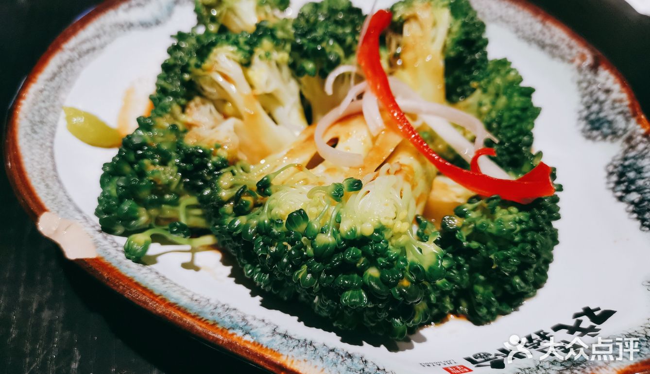 腹中有粉气自华