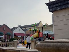 -王府井奥莱临潼小镇(临潼店)