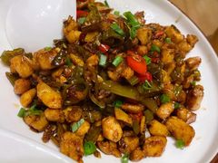 酱椒炒鸡-胡子大厨·超级小炒肉(晶耀前滩店)