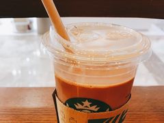 -星巴克(杭州西湖银泰1F店)