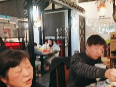-卢大鲜鱼头捞饭(美利广场店)