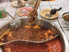 番茄牛油鸳鸯锅-龙奎老牛市井火锅