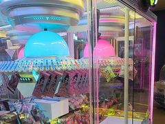 -爱玩嘉年华(龙湖曲江天街店)