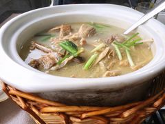 老鸭煲-听风阁农家私房菜茶楼(龙坞店)
