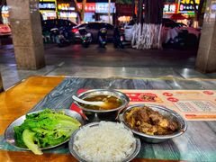 -阿秋牛排(湖心街店)