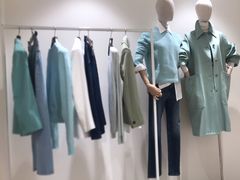 -Max Mara(王府井奥莱·香江小镇店)