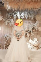 -喜喜婚纱HAPPINESS STUDIO奢定馆(海淀体验馆)