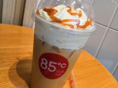 -85度C(生甜甜圈研究工坊·上海平凉店)