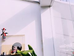 -UNI UNI(环亚凯瑟琳店)