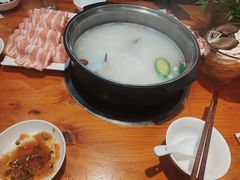 -风情丽江斑鱼火锅(孙家沟西南路80号店)