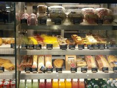 面包甜点陈列柜-COSTA COFFEE(恒基名人购物中心店)