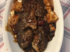 红烧豆腐烩小黄鱼-玲珑餐厅(陕西南路店)