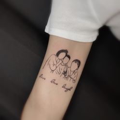 -SNOW TATTOO STUDIO