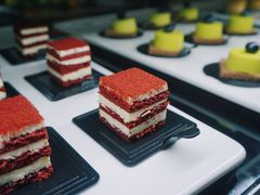 红丝绒蛋糕-半岛翡丽海鲜自助餐厅(观风亭店)