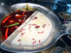 -湊湊火锅·茶憩(来福士广场店)