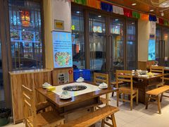 -乡土特色.冷锅鱼.牦牛肉汤锅