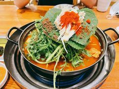 -喇喇排骨火锅·传统韩式脊骨汤(望京西园总店)