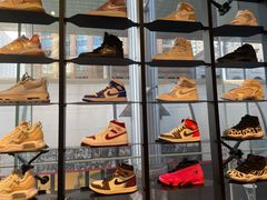 -Air Jordan(世贸天阶店)