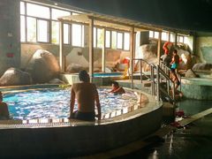 -晋爵会游泳馆(海湾公园店)