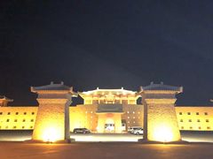 -敦煌山庄摘星阁