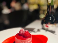 树莓蛋糕-Oyster Talks 四度蚝法餐厅