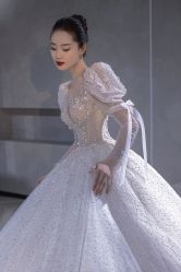 -艾朵婚纱