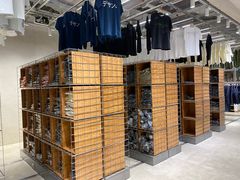 -迪桑特DESCENTE(北京三里屯BLANC店)