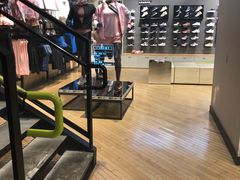 -NIKE品牌体验店(南京东路店)