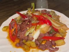 -隔壁老王·家常云南菜(花巷店)