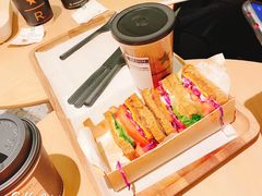 -星巴克臻选(北京蓝色港湾RO店)